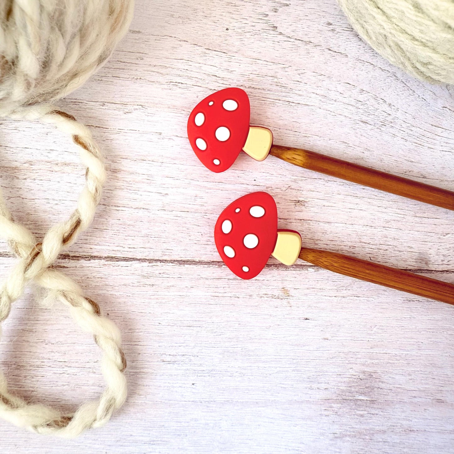 Mushroom Knitting Notions Set – Stitch Markers & Stoppers | Progress Keepers Kit