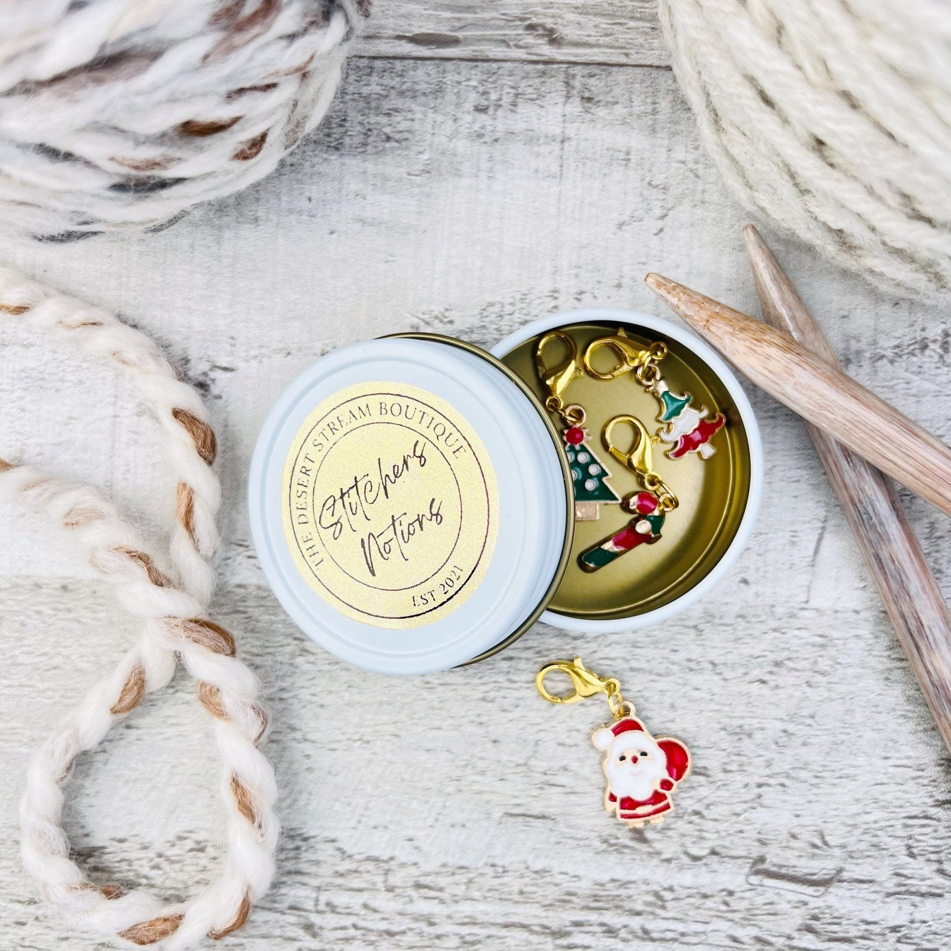 Christmas Stitch Markers Set - The Desert Stream Stitch