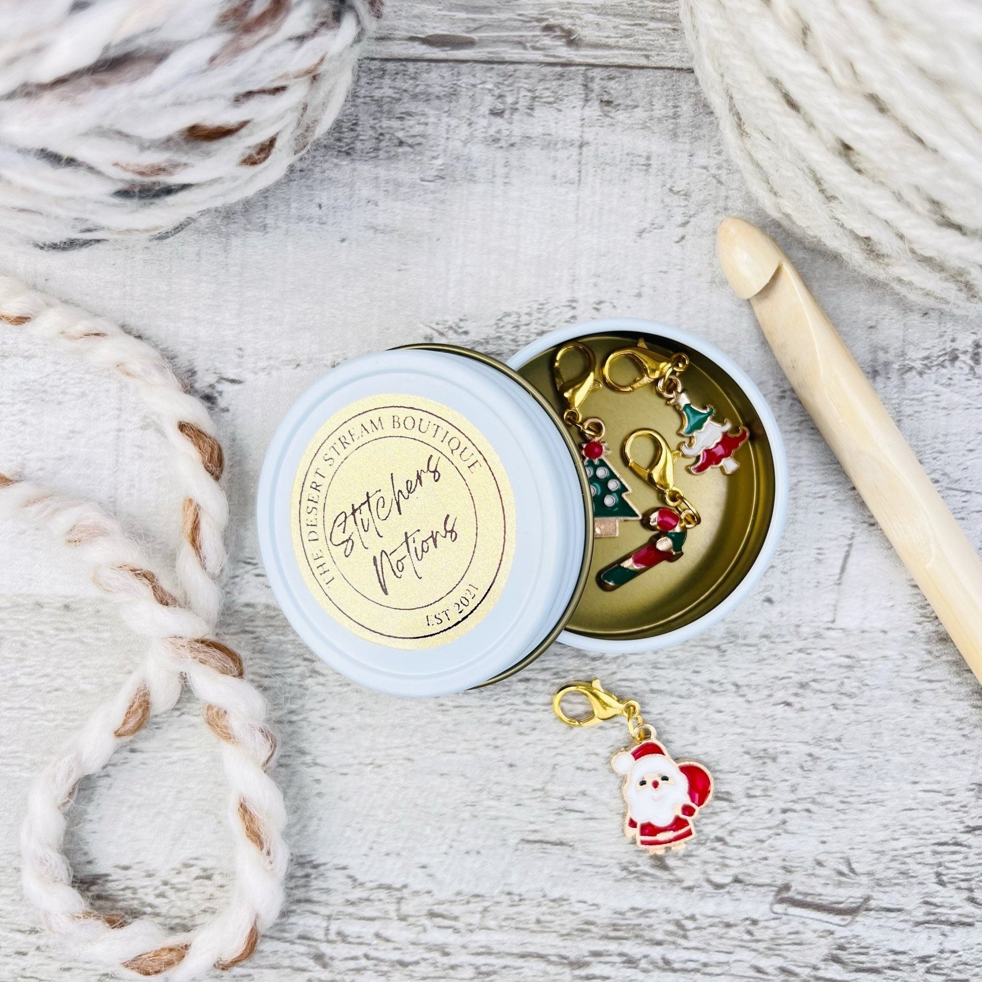 Christmas Stitch Markers Set - The Desert Stream Stitch