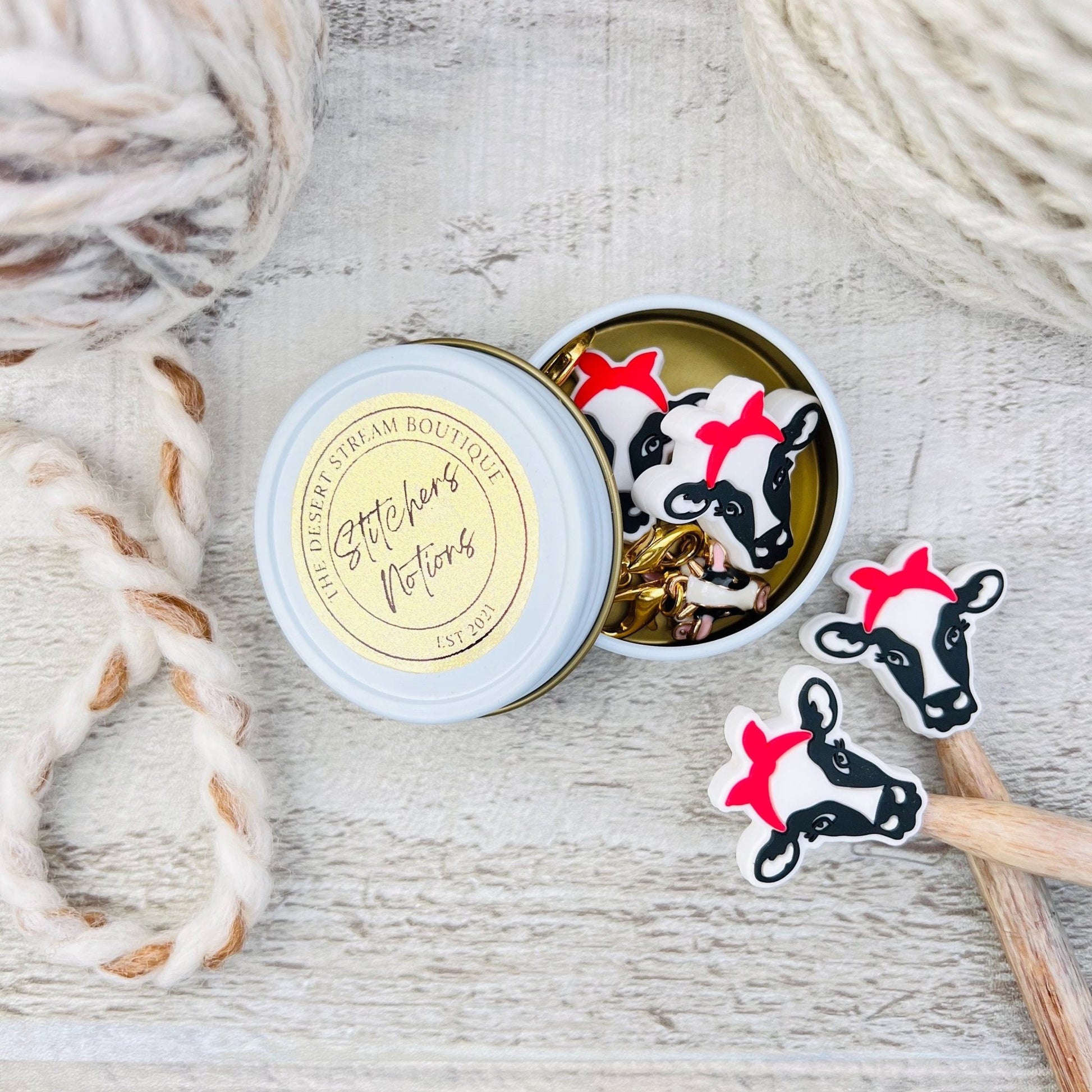 Cow Stitchers Notions Knitting Set - The Desert Stream Stitch
