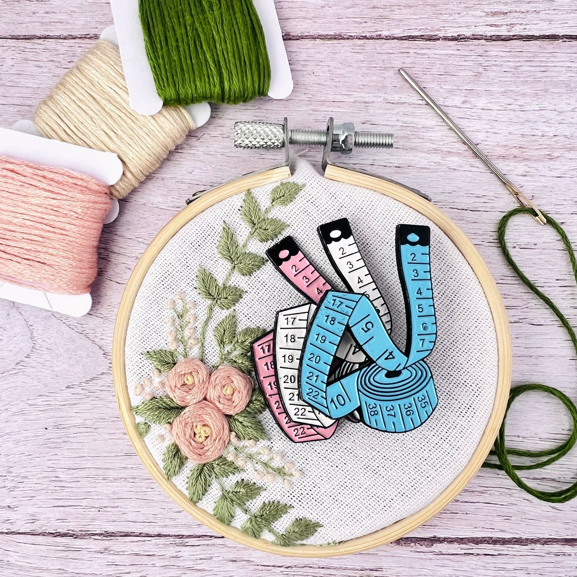 Tape Measure Needle Minder Magnetic - The Desert Stream Stitch