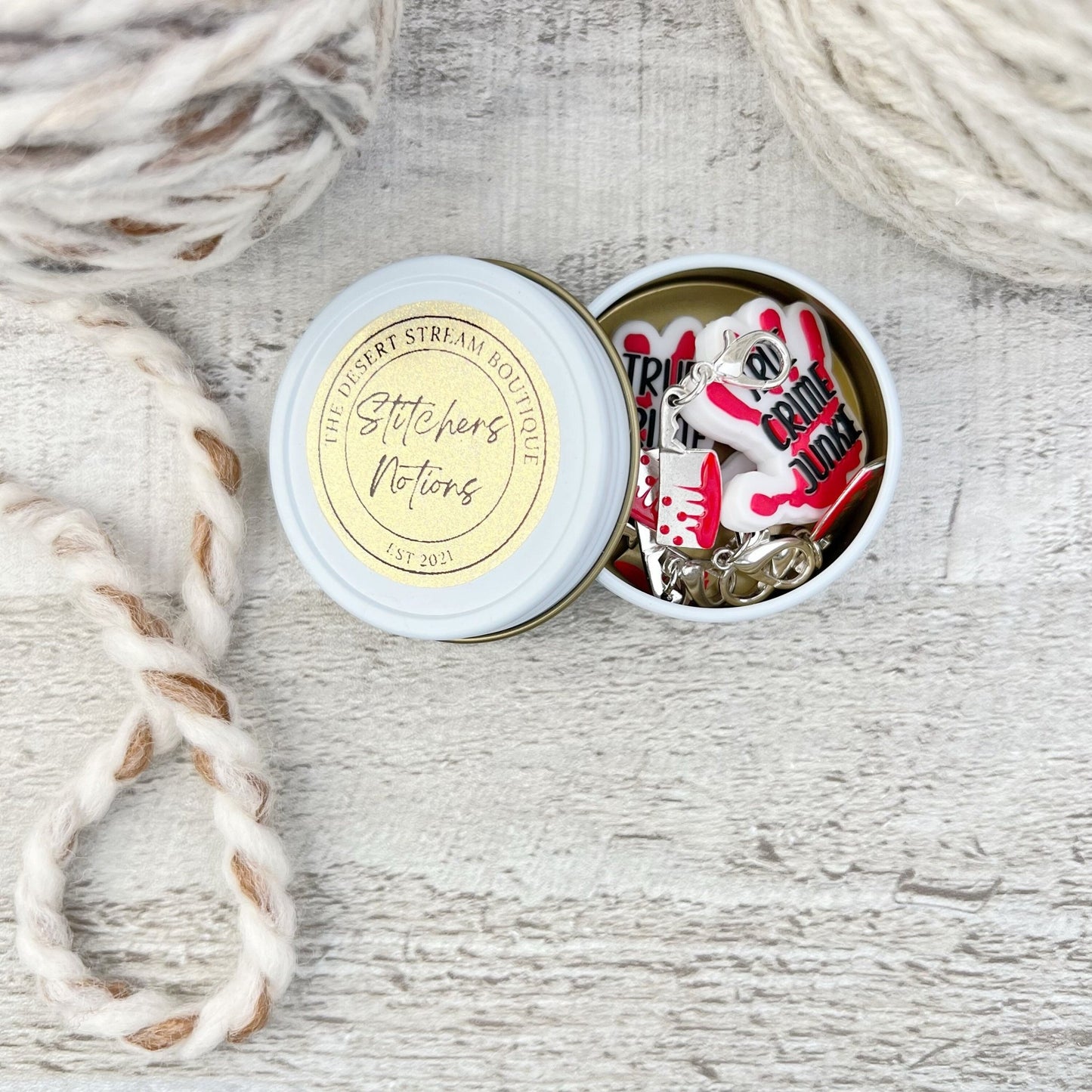 True Crime Junkie Stitchers Notions Knitting Set - The Desert Stream Stitch