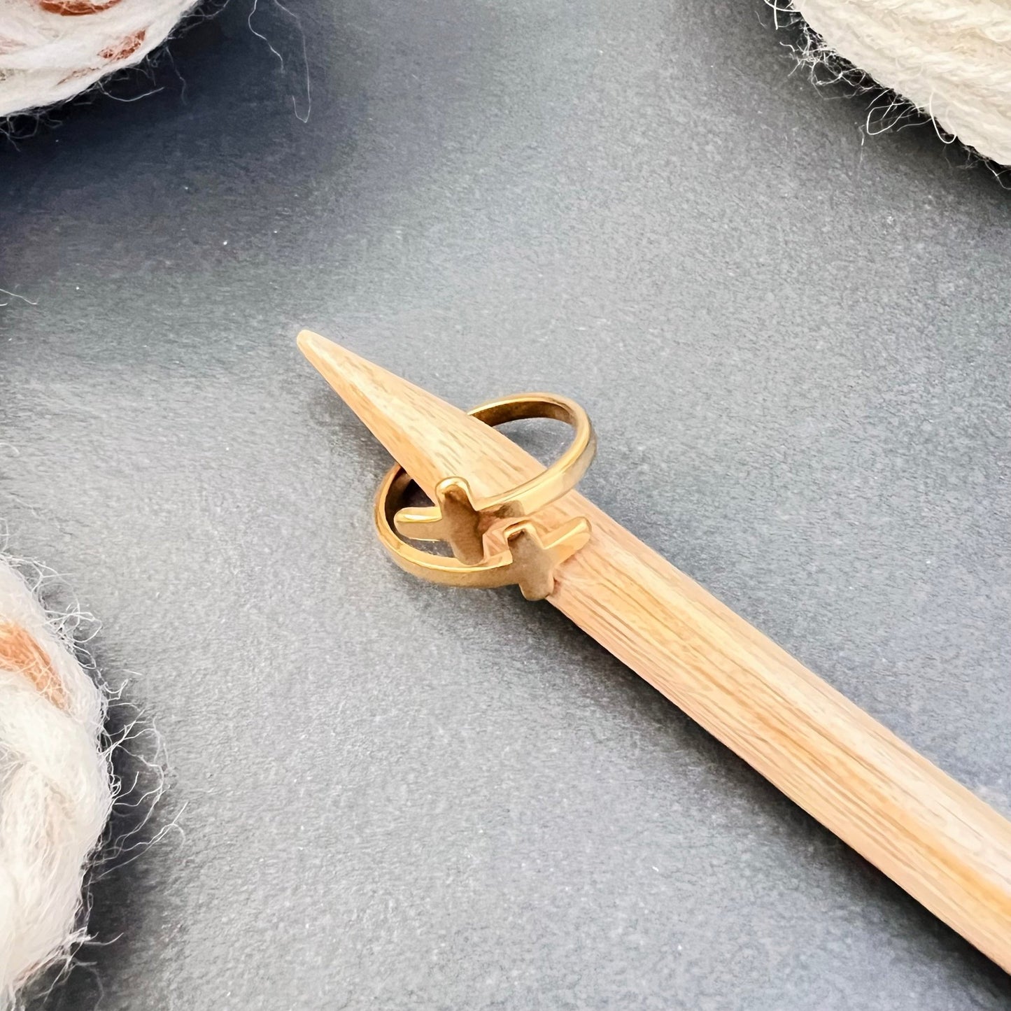 Cross Adjustable Tension Ring - The Desert Stream Stitch