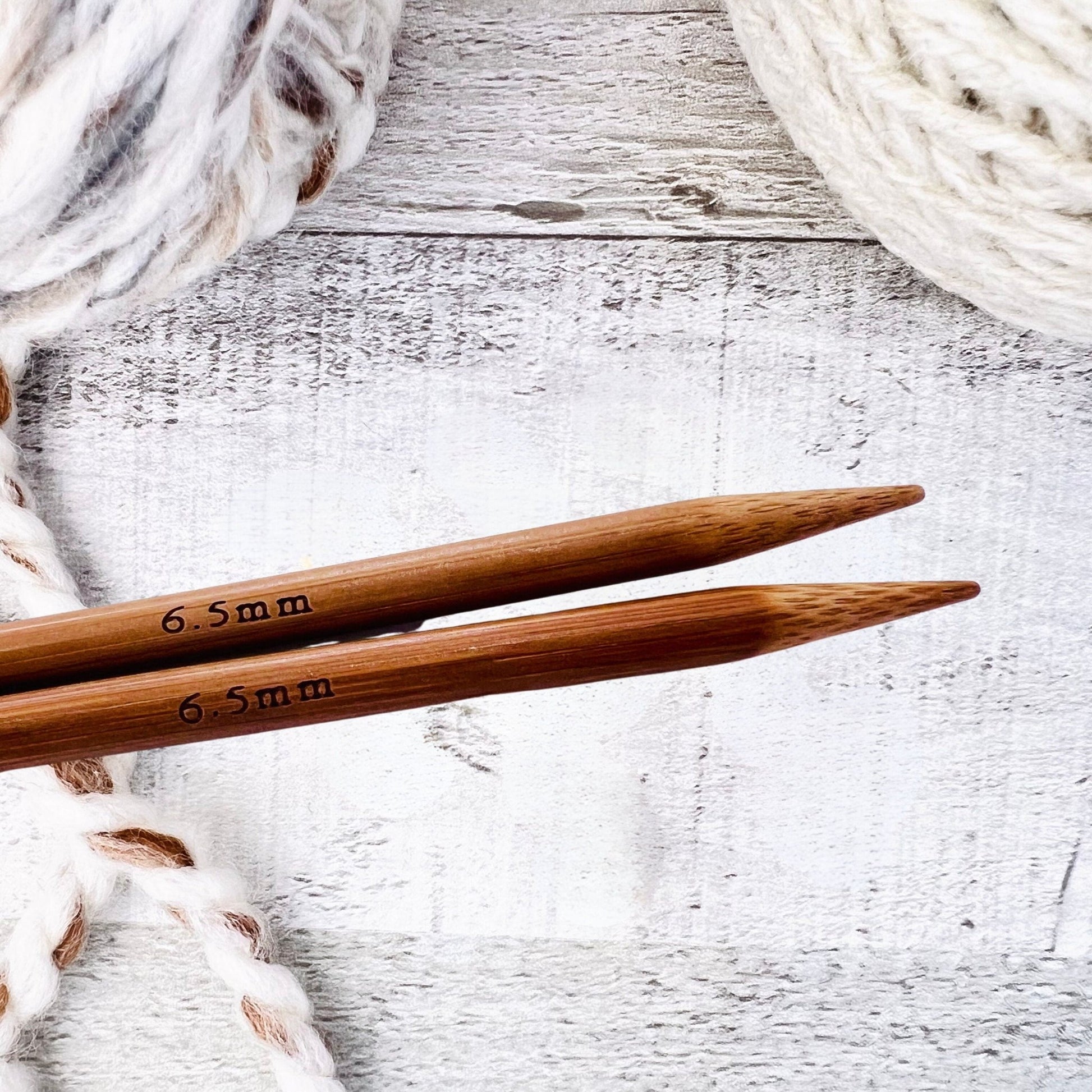 Double Point Knitting Needles - Set of 2 - The Desert Stream Stitch
