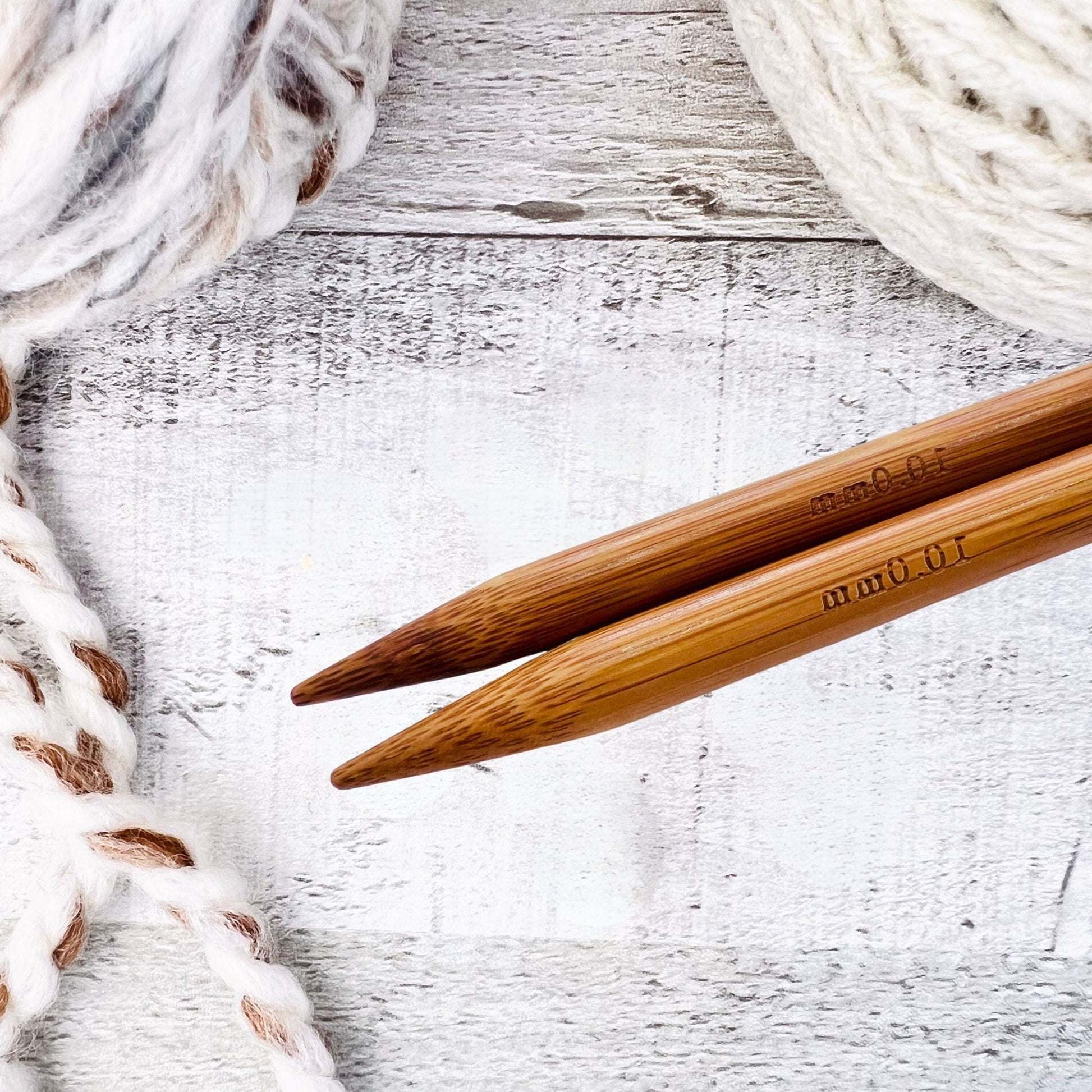 Double Point Knitting Needles - Set of 2 - The Desert Stream Stitch