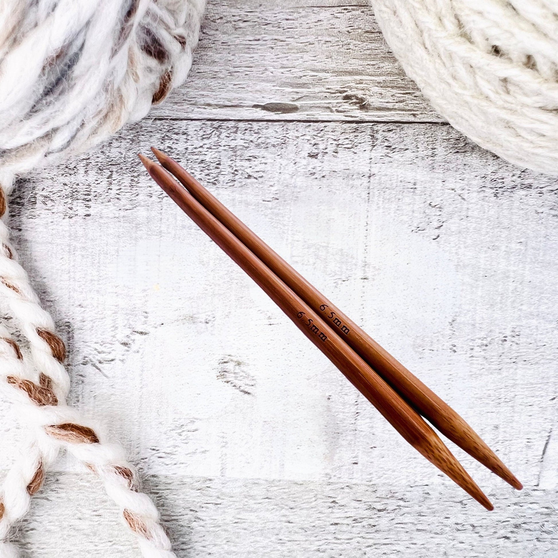Double Point Knitting Needles - Set of 2 - The Desert Stream Stitch