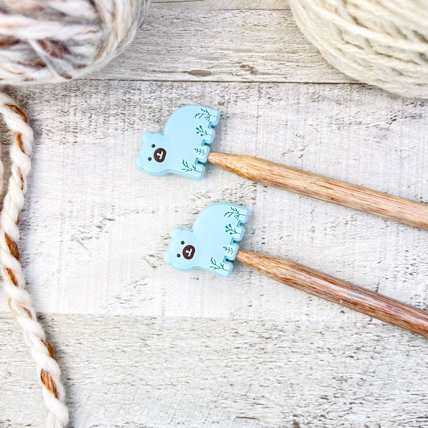 Embossed Bear Stitch Stoppers Knitting Needle Point Protectors - The Desert Stream Stitch