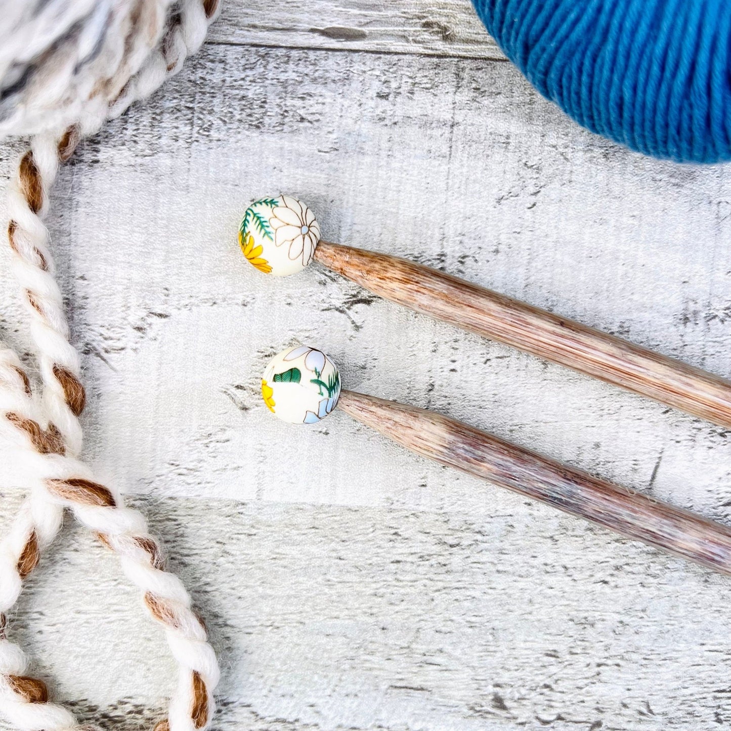 Floral Stitch Stoppers Knitting Needle Point Protectors - The Desert Stream Stitch