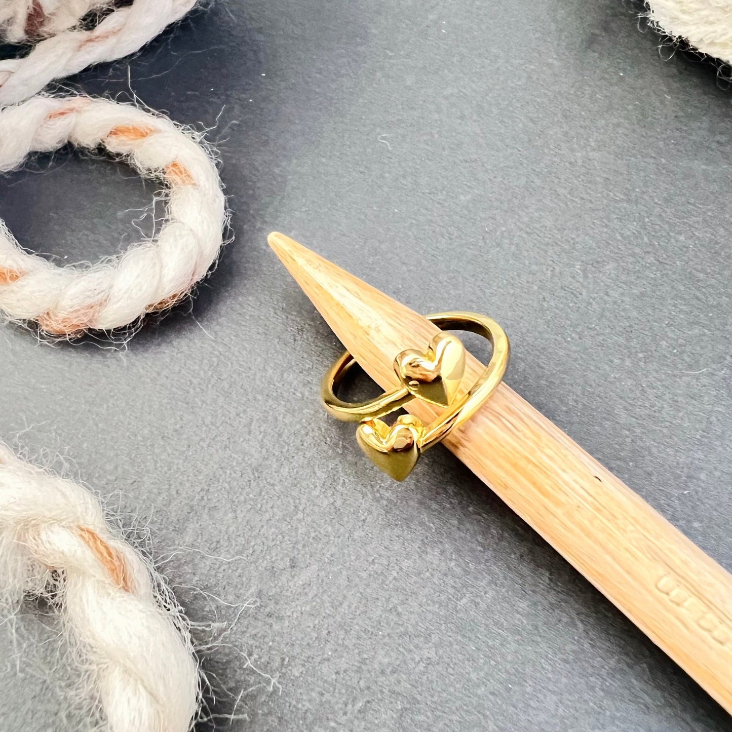 Heart Adjustable Tension Ring 18K Gold - The Desert Stream Stitch