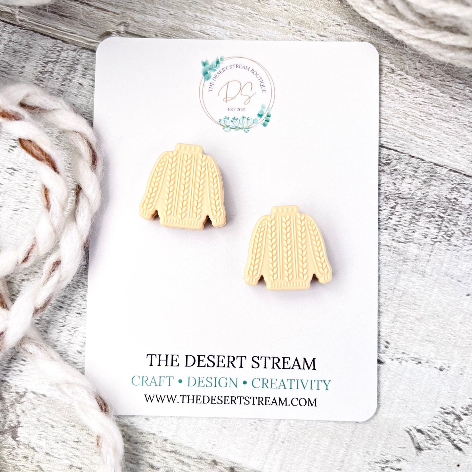 Knitted Sweater Stitch Stoppers - The Desert Stream Stitch