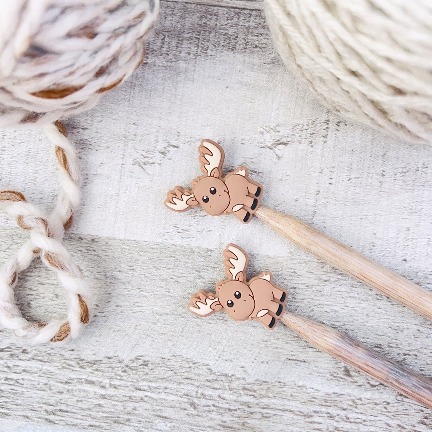 Moose Stitch Stoppers Knitting Needle Point Protectors - The Desert Stream Stitch