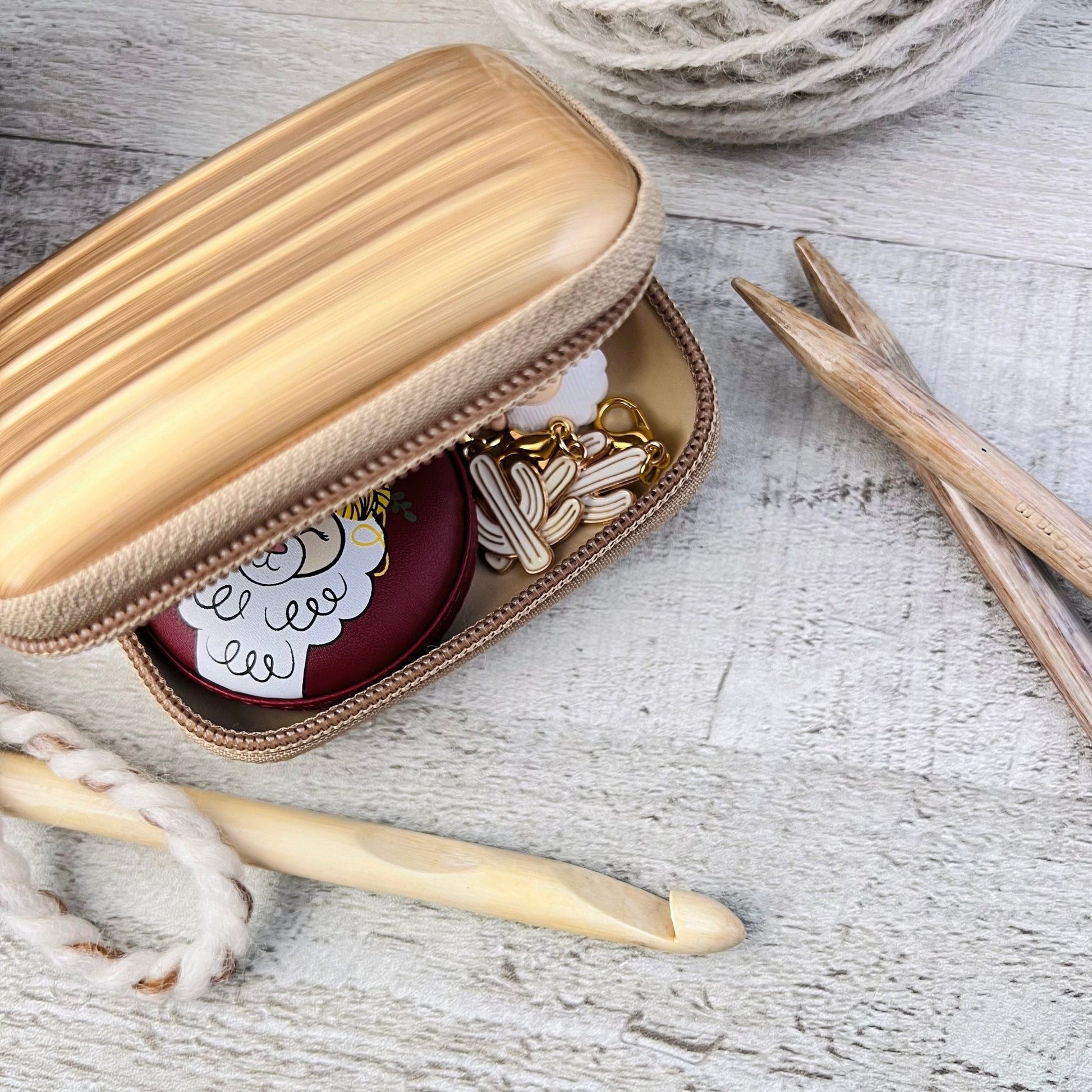 Notions Accessories Case - The Desert Stream Stitch