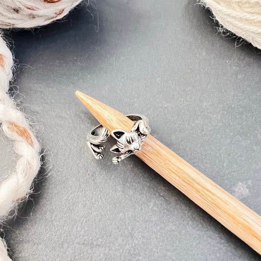 Sleepy Cat Adjustable Tension Ring - The Desert Stream Stitch