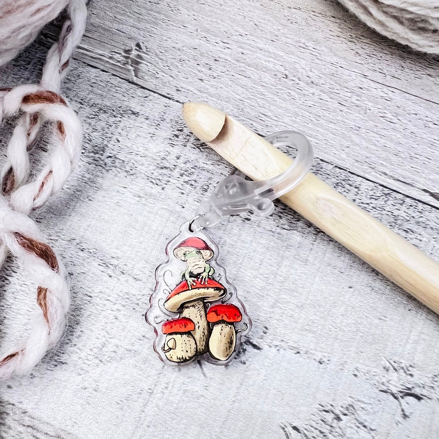 Toadstool Jumbo Stitch Markers - The Desert Stream Stitch