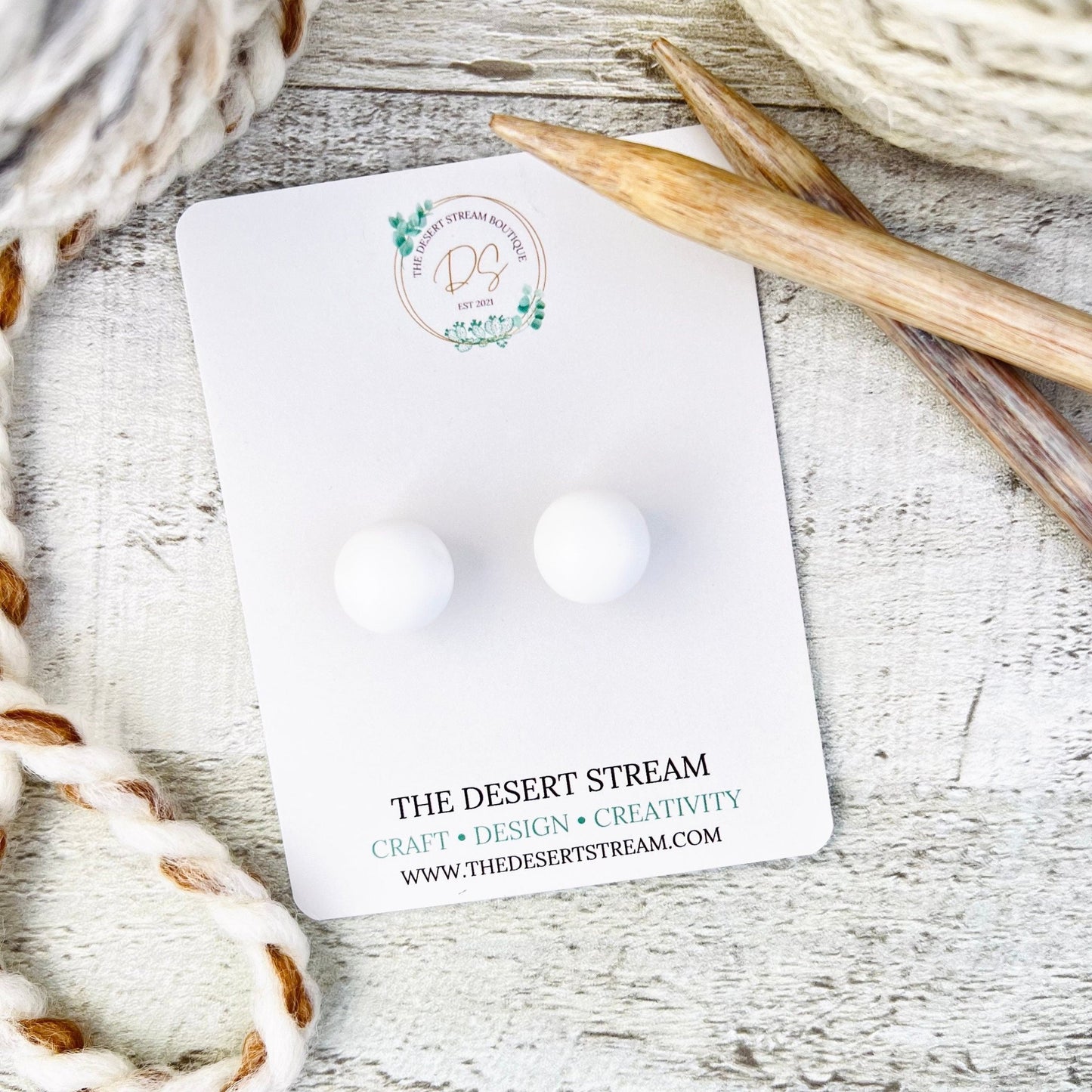 White Stitch Stoppers Knitting Needle Point Protectors - The Desert Stream Stitch