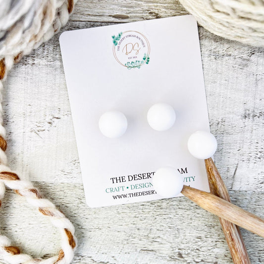 White Stitch Stoppers Knitting Needle Point Protectors - The Desert Stream Stitch
